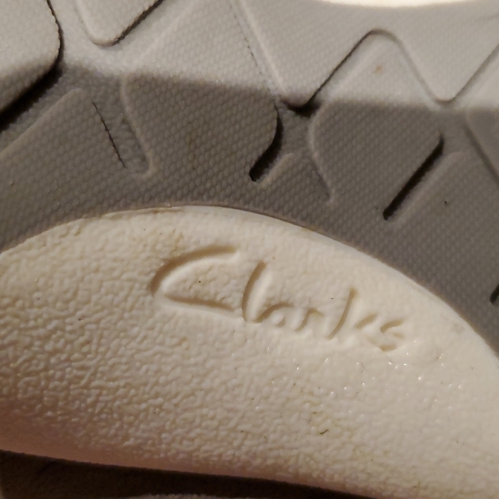 💞Clarks* Tennys - Picture 7 of 8
